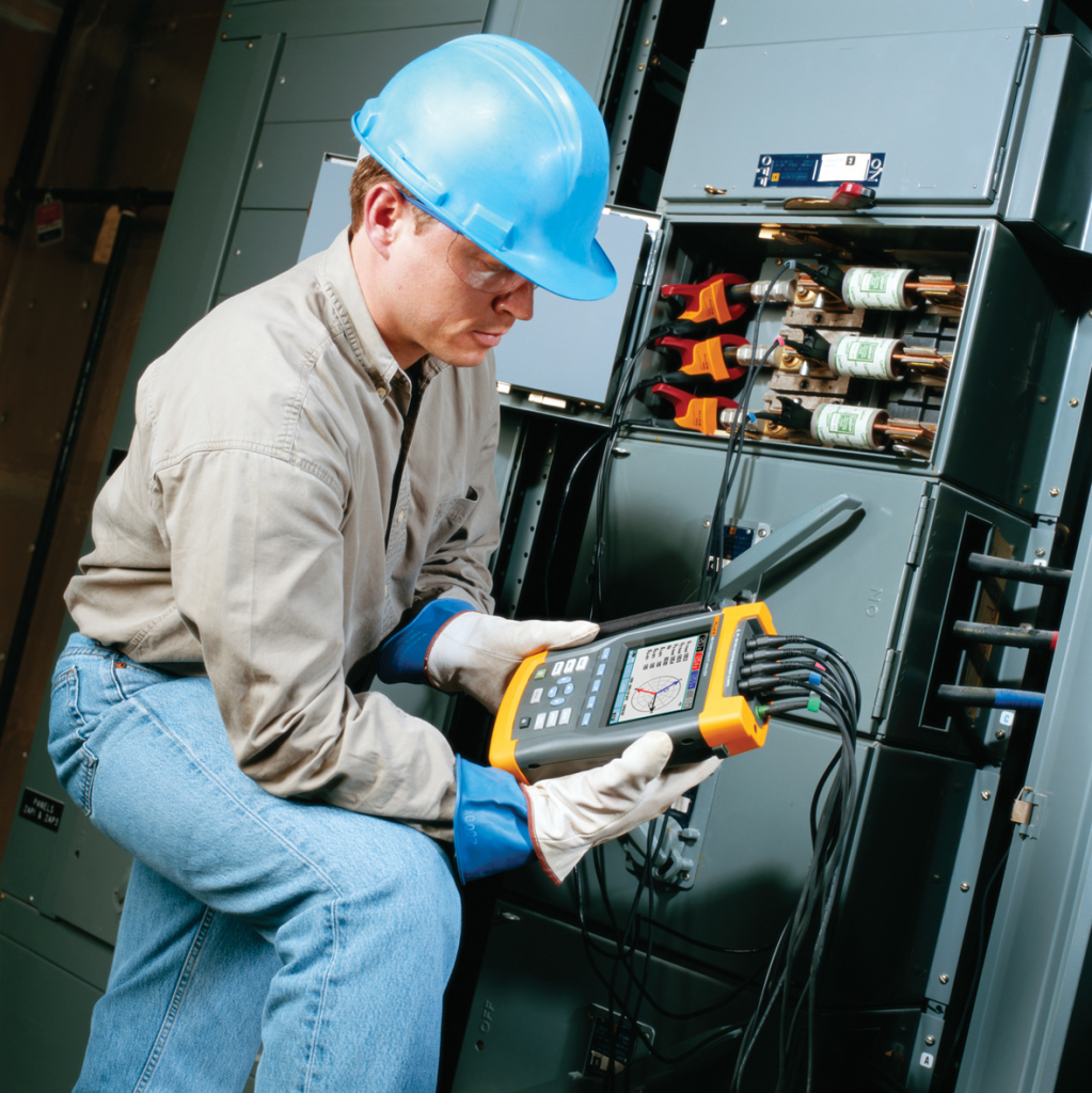 l0509fl-fluke-434-energy-analyser_real.jpg.png