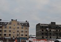 В доме №18 ведутся внутренние работы. Дом сдан госкомиссии