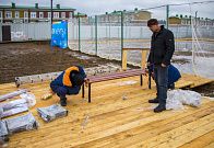 Устройство площадки с настилом у катка в ЖК "Мечта"